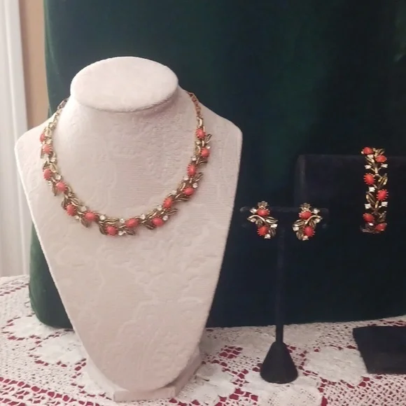 Earrings = Lisner Bracelet = Lisner Necklace = Kramer? 3 Piece Jewelry Set - Picture 1 of 8